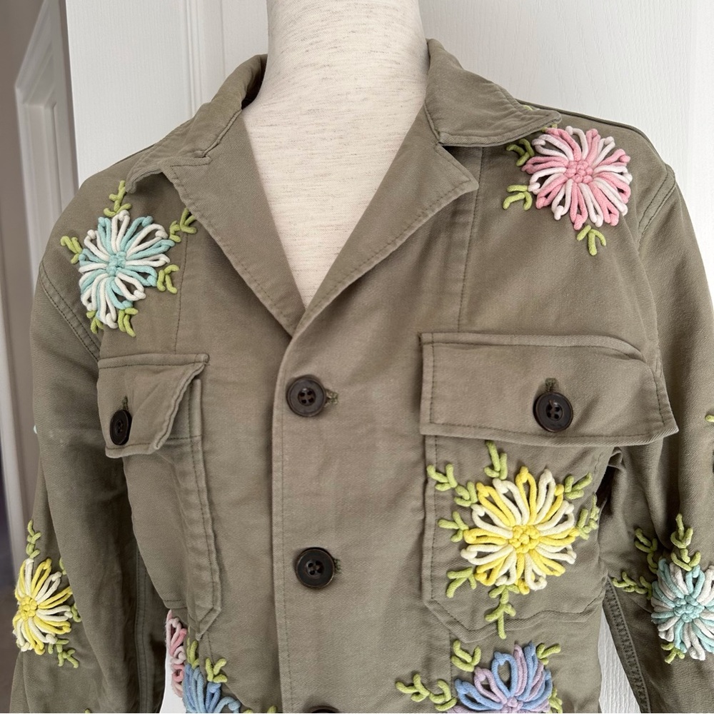 Artisan De Luxe Embroidered Button Up Jacket - Picture 6 of 10
